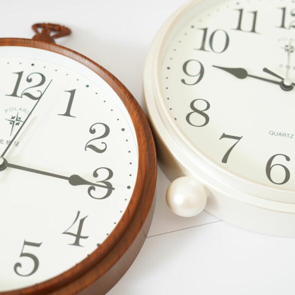 Polaris Senior Man Silent Alarm Clock Big Digital Home Clock Modern Simple Student Desktop Living Room Bedroom Desk Clock