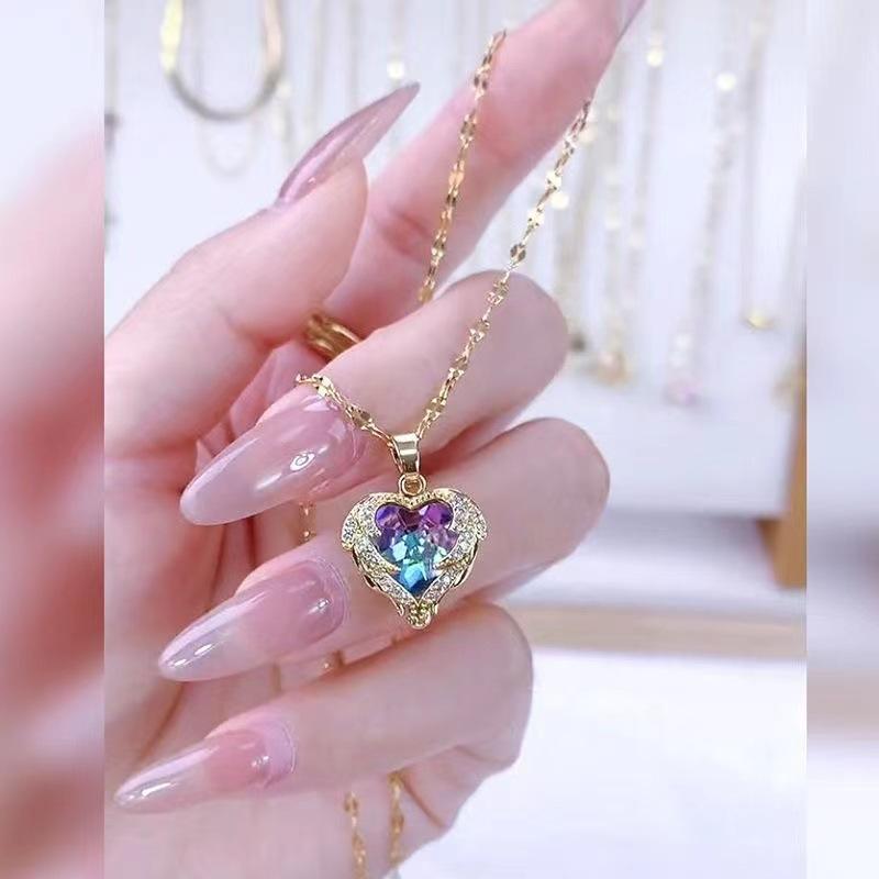 Light Luxury Blue-purple Artificial Crystal Ocean Heart Necklace A Sense of Sophistication Does Not Fade Collarbone Necklace Ladies' Pendant