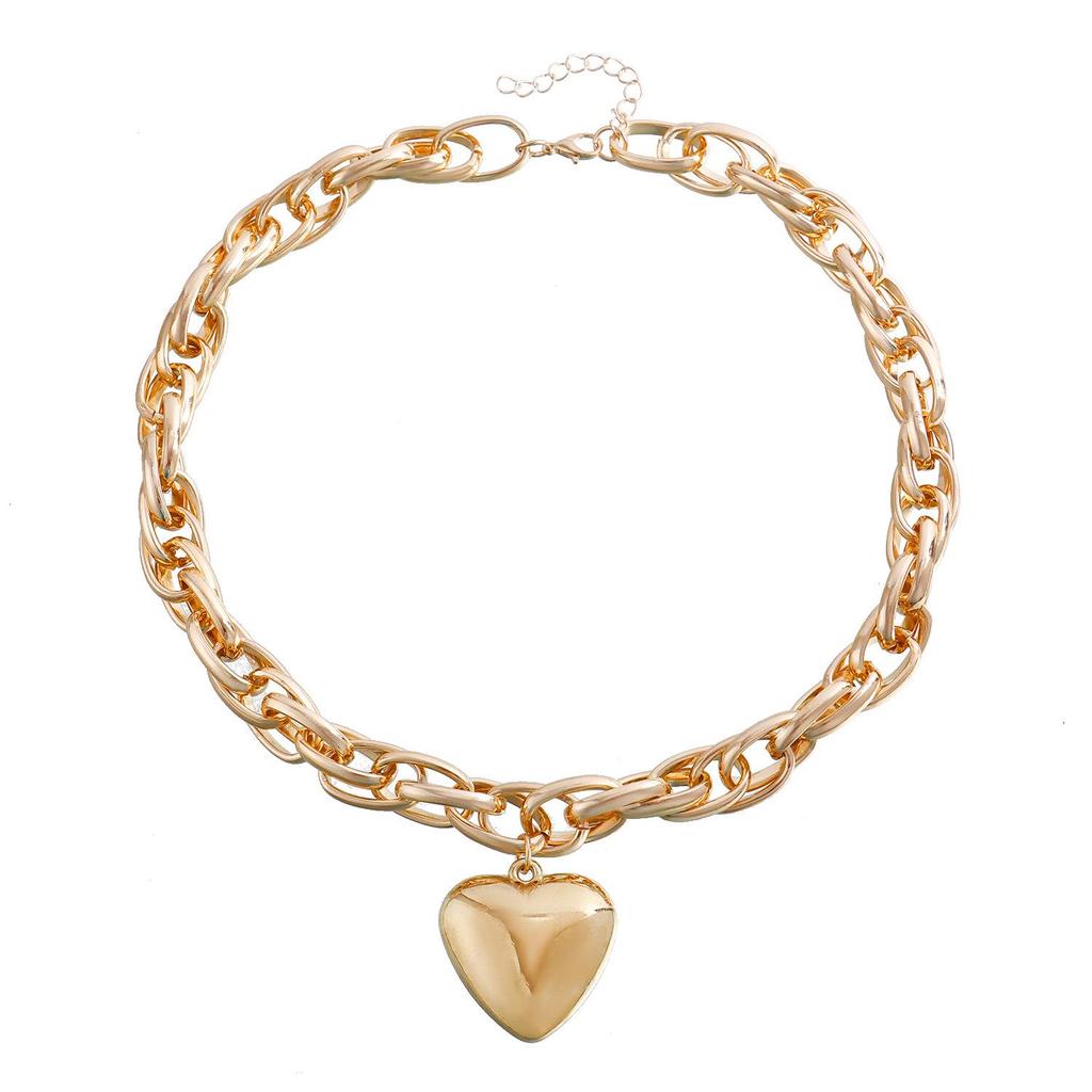 Chunky O-Chain Heart Pendant Necklace: European & American Cool Style with Exaggerated Hollow Peach Heart Design