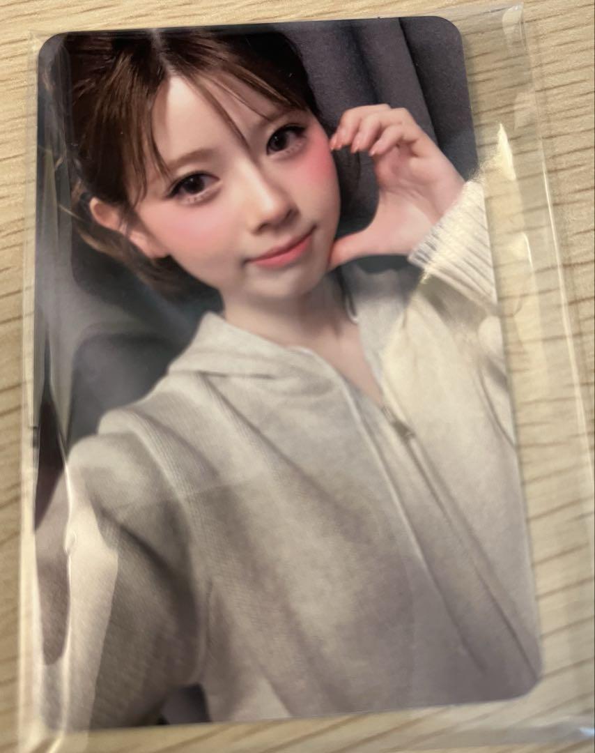 

[USED] NiziU LOVE LINE April 6th Popular Song Sanoku Trading Card (Request)