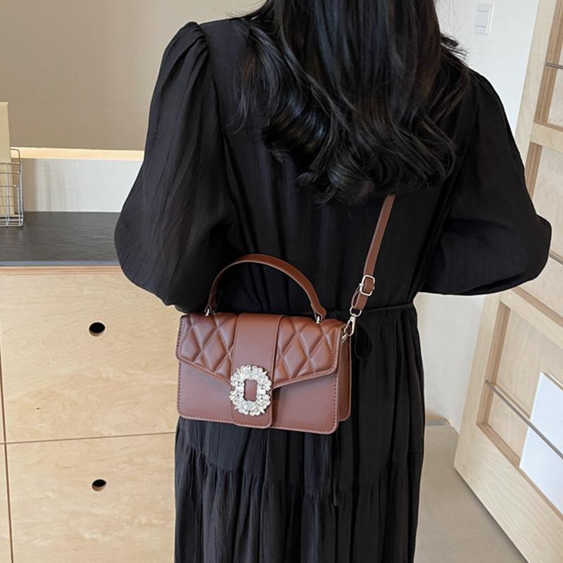 Однотонная сумка через плечо для женщин — фото 7