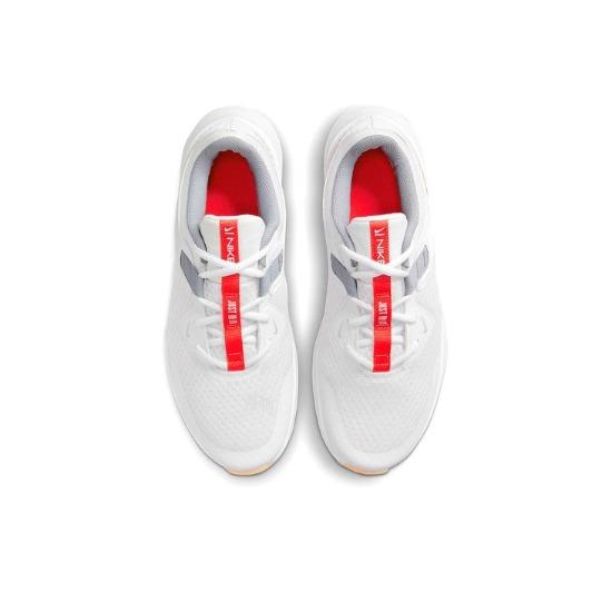 Nike MC Trainer 'Platinum Tint Chile Red' CU3580-004 Herrenschuhe