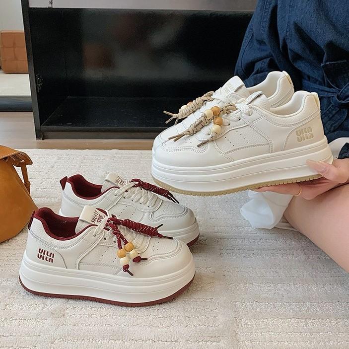 Thick-soled non-slip little white shoes women's autumn 2025 new fashionable versatile and comfortable sports and leisure small board shoes