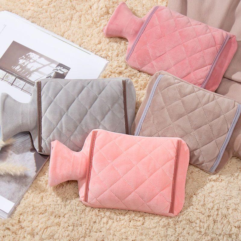 Thickened Velvet Hot Water Bottle with Hand Inserts for Warmth and Anti-Scald Heat Therapy.