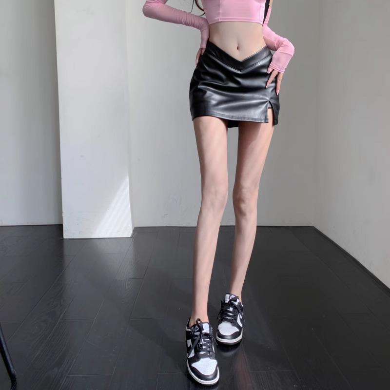 High-Waisted Black PU Leather A-Line Short Skirt - Slimming, Sexy, Hip-Hugging Design for Women (2026)