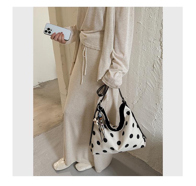 Lässige Polka Dot Damen-Crossbody-Tasche mit großer Kapazität, leicht - Vielseitige Umhängetasche für den Weg zur Arbeit 2026
