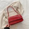 Simple stone pattern shoulder bag, fashionable solid color bright pattern bag, women's commuting convenience, portable small square bag