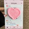 MagSafe-Compatible Silicone Heart Stand with Strong Magnetic Hold and Retractable Airbag Design for Desktop Use