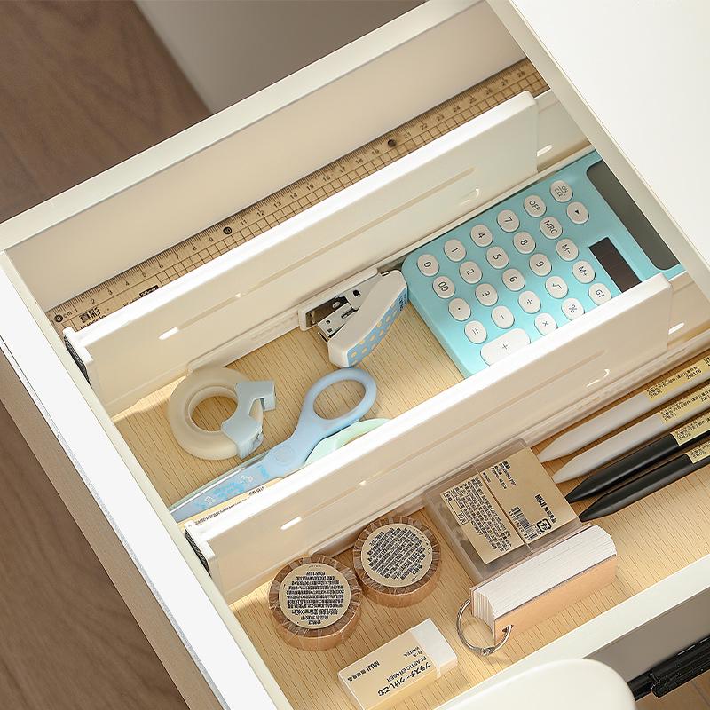 Ausziehbarer Schubladen-Organizer-Teiler für Kleidung und Schrankaufbewahrung