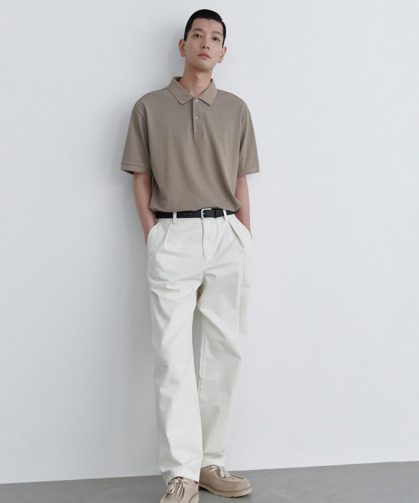 MUSINSA STANDARD Reverse One-Tuck Regular Fit Chino Pants [Cream]
