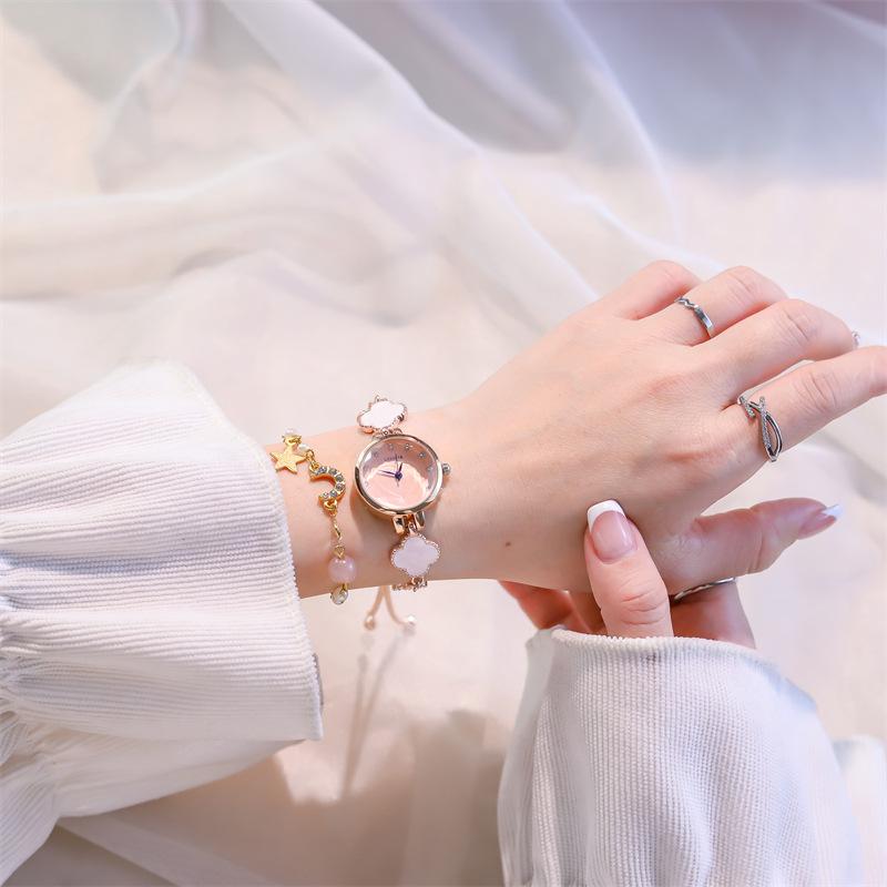 Cold Wind Small Dial Bracelet Watch Female Student Niche Simple Light Luxury Mori Versatile Calendar