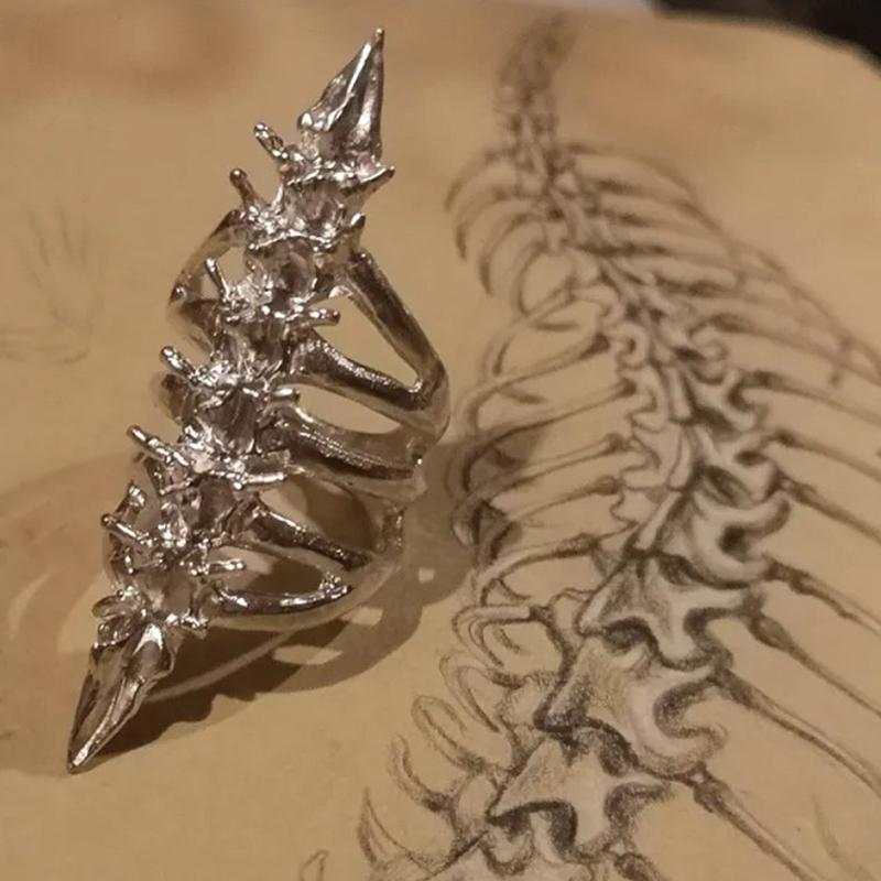 Cyberpunk Gothic Skeleton Ring Unisex Personalized Retro Spinal Bone Metal Ring Jewelry Accessories Gifts