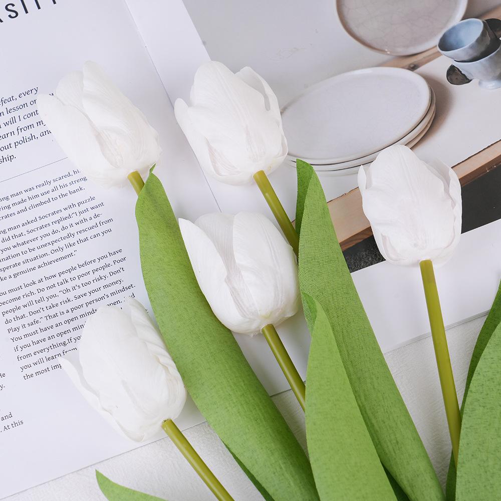Simulation Tulip Feel Moisturizing Silk Pleated Tulip Home Party Wedding Flower Arrangement Decoration