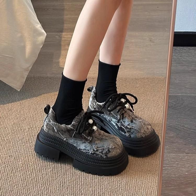 Retro Big Head Lace-up Small Leather Shoes Women's Skirt 2025 Autumn New French Single Shoes Muffin Platform Loafers