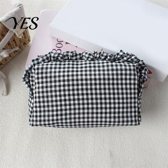 Makeup Organizer Bag Small Ruffled Grids Pouch, Portable Travel Cosmetic Bag, Fashionable Storage Case Lightweight Zippered Pouch for Toiletries