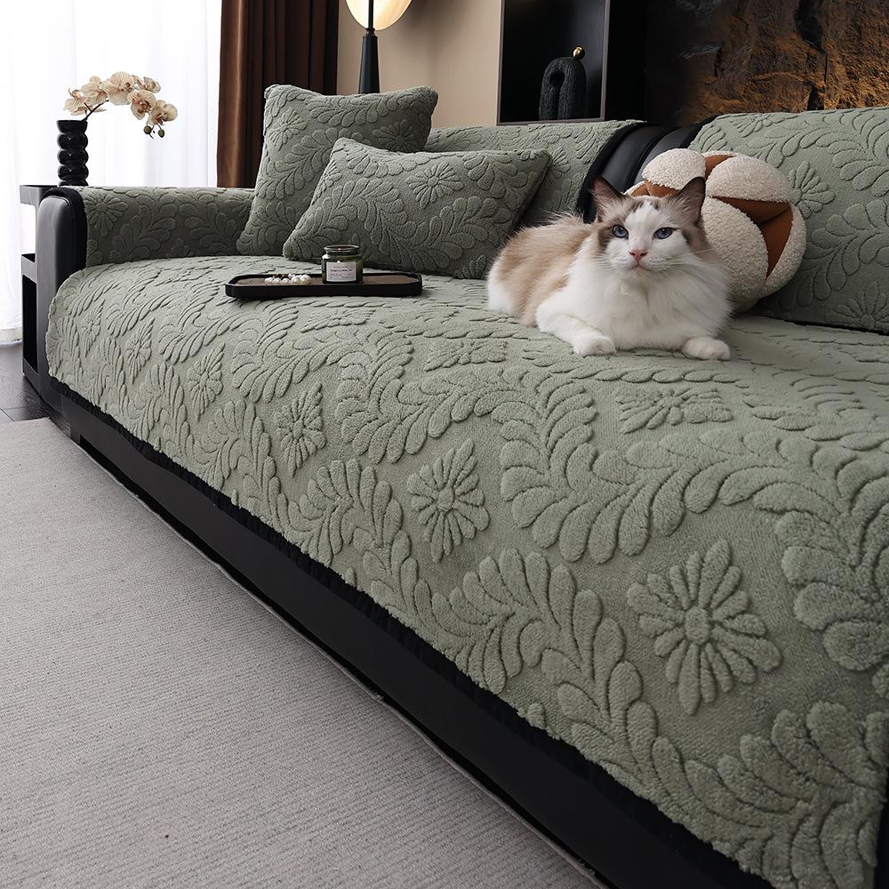 Light Luxury Plush Couch Mat Thick Warm Anti Slip Sofa Cover For Winter Anti Cat Scratch Cotton Velvet 3D Jacquard Sofa Blanket 70x70cm 1pcs