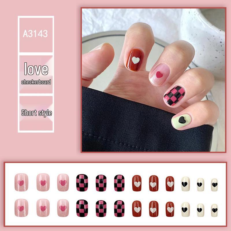 

Милые накладные ногти с цветными блоками, дизайном в виде сердца, шахматной клетки и блестками - Универсальный размер