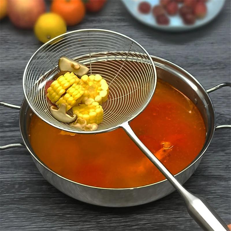Sítko na horký hrnec Sítko na smažení Lžíce na scezení Lžíce na scezení Naběračka na knedlíčky Naběračka z nerezového drátu na prosakující tekutinu