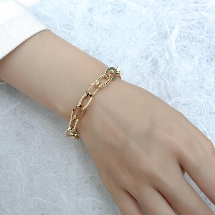 2022 New Arrivals Stainless Steel Bracelets Fashion Luxury 18k Gold Plated Jewelry Bracelet for Women