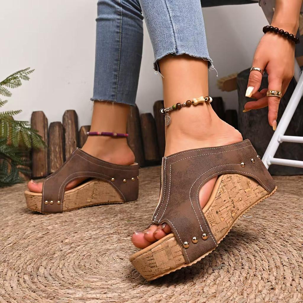 Fashion Women Platform Sandals Designer Outdoor Beach Wedges Sandals 2025 Summer New Fashion Shoes Shallow Comfortable Slides Women