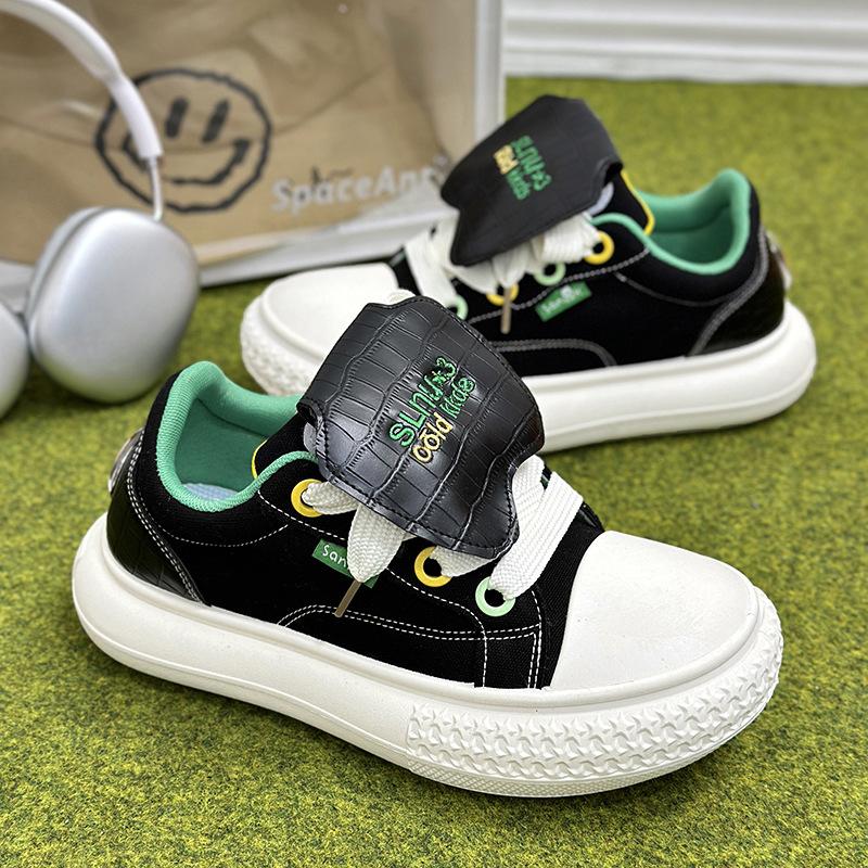 

2025 новые мужские туфли в прямом эфире с низким верхом в гонконгском стиле на платформе, маленькие белые туфли со звездами и головными уборами 39