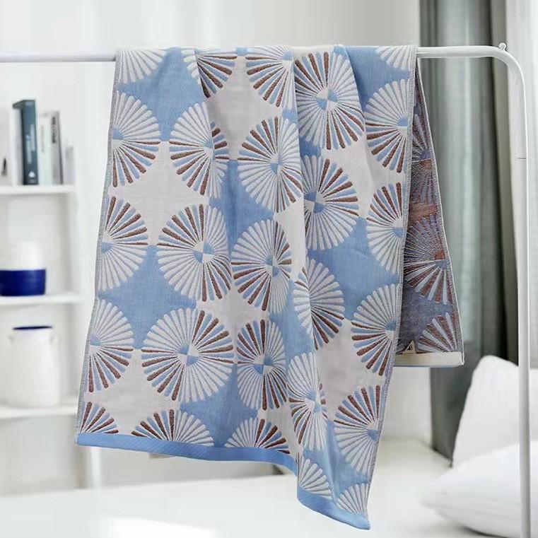 China Colored Jacquard Pure Cotton Four-Layer Gauze Bath Towel Men Women Extra-Large Adult Beach Towel Soft Absorbent