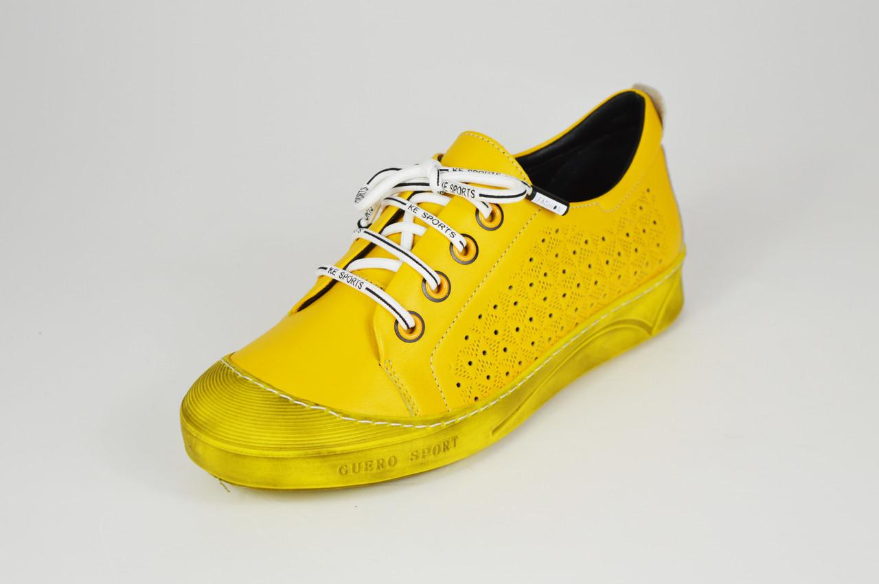 

Кеди Guero 1997 36 Білі 37 жовтий