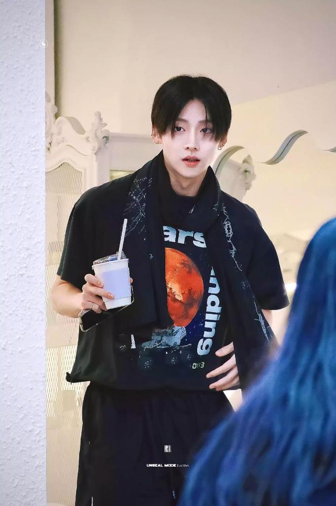 [USED] Sangwon Voipra Traineea T-shirt, Korean, short sleeve