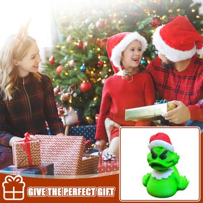 Mini Green Duck Figurine Collectible Christmas Duck Ornament Duck Figure Wearing Xmas Hat for Festival Party Table Shelf Decoration