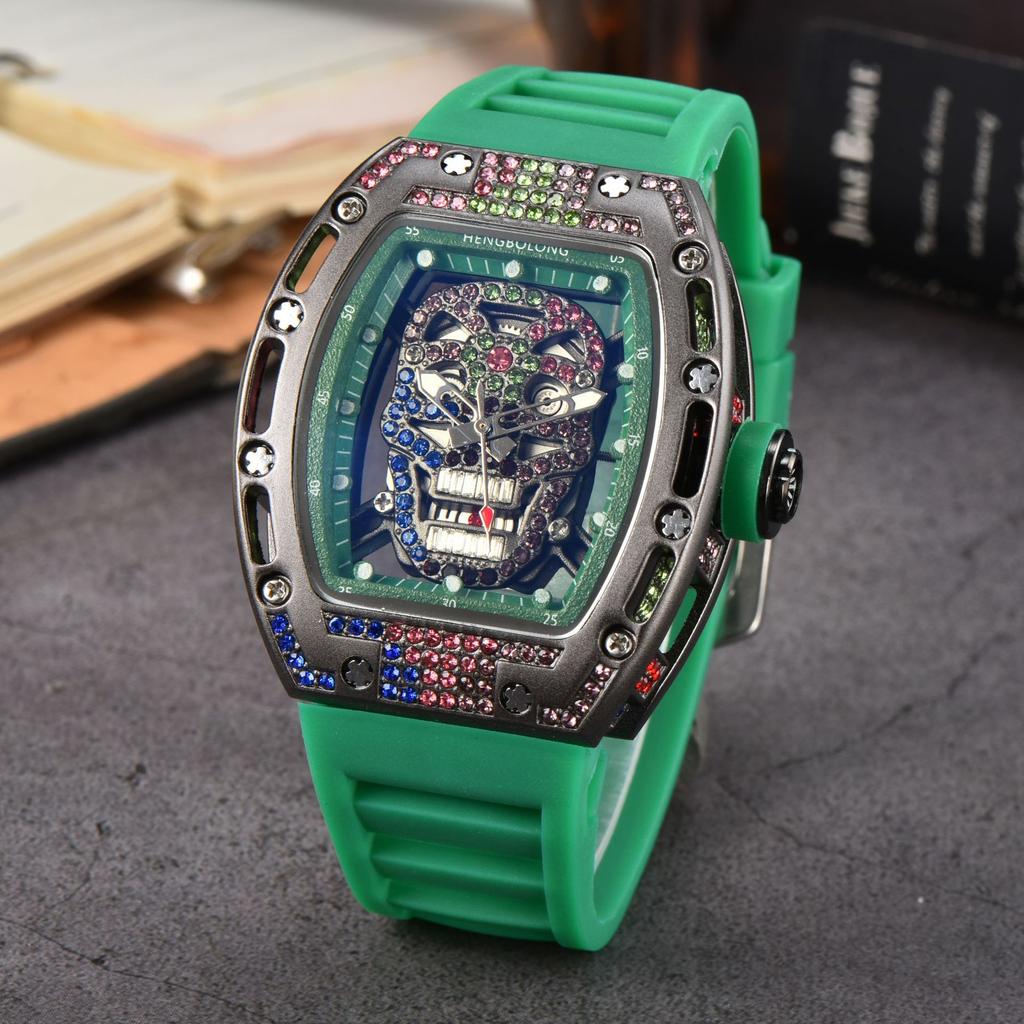 New Colored Diamond Skull Quartz Watch Spot Wholesale Fashion Business Diamond-encrusted Silicone Watch Men