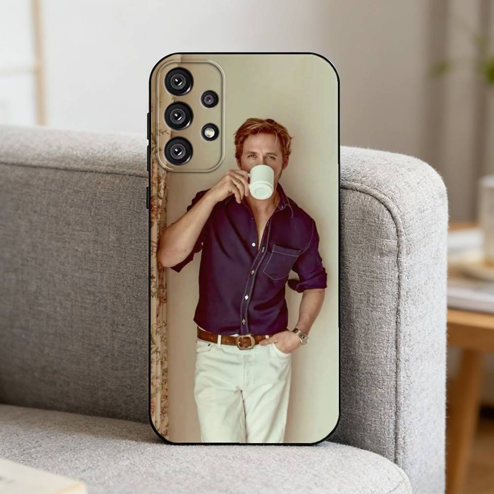 Famous Actor R-Ryan Gosling Phone Case For Samsung S25,S24,S21,S22,S23,S30,Ultra,S20,Plus,Fe,Note,10,9,5G Black Cover