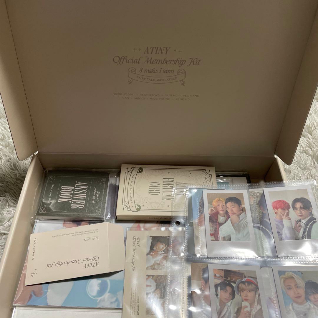 

[USED] ATEEZ official members kit 4th season