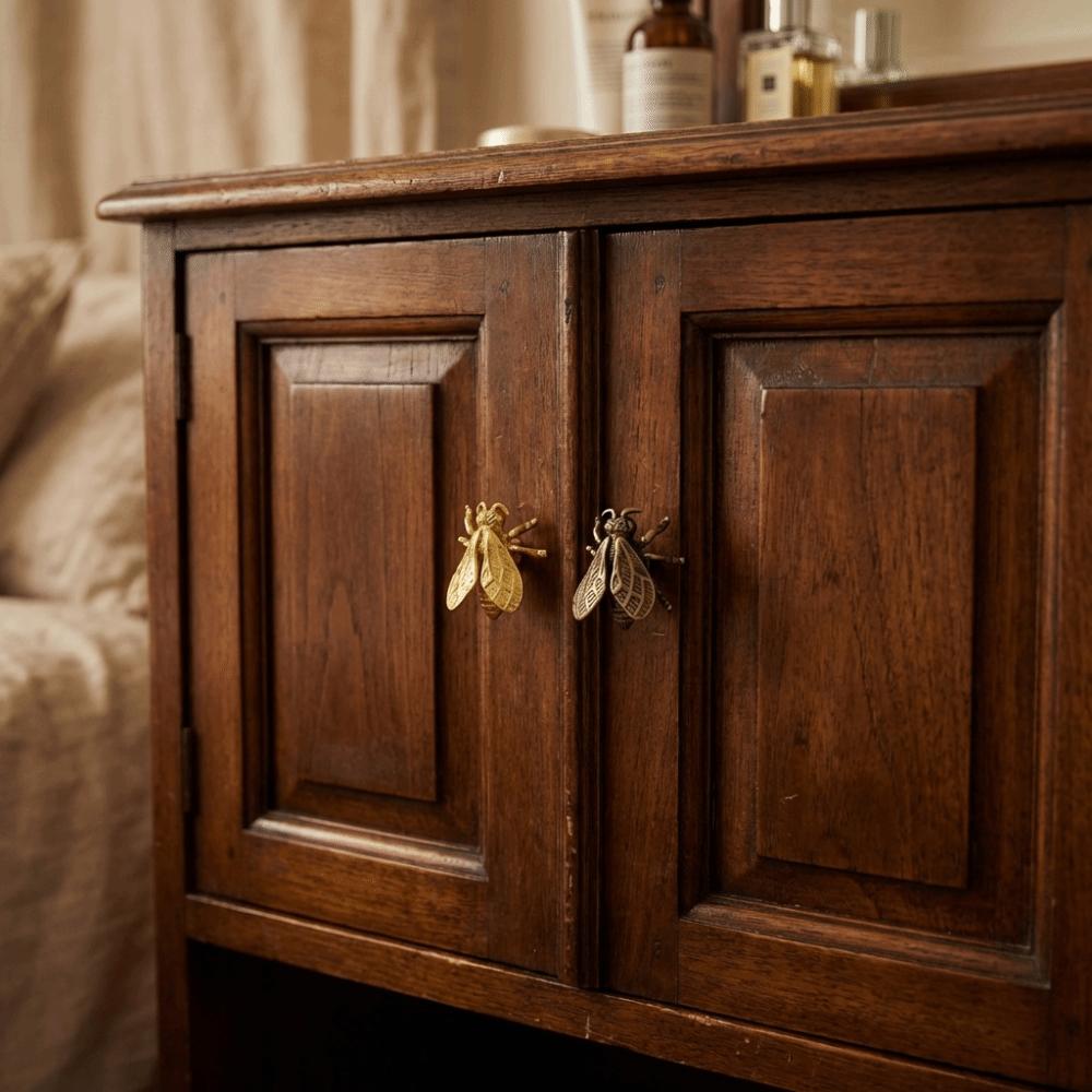 Retro Bee Brass Handle Furniture Hardware Wardrobe Drawer Pulls Trendy Cabinet Door Knobs  Dresser