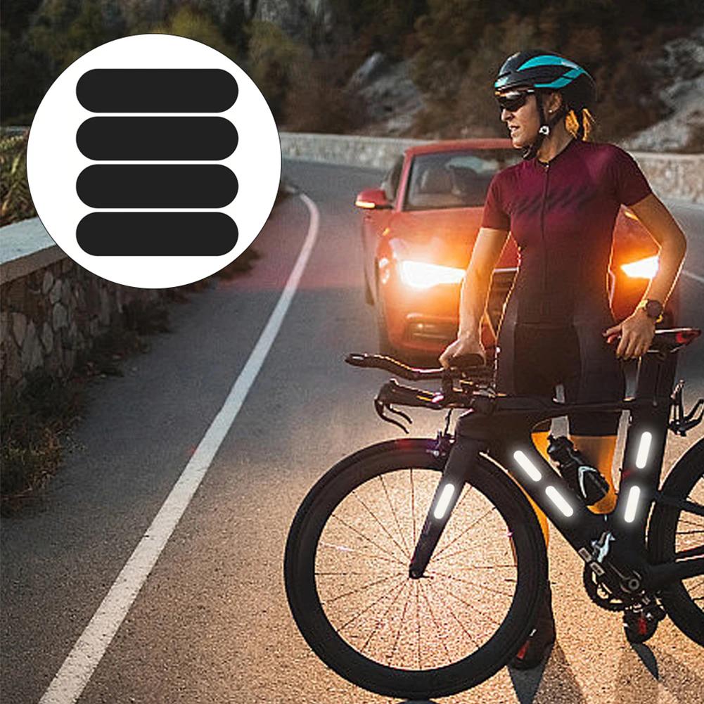 4/5/6 Stuks Reflecterende Motorfietsstickers Helmen Onzichtbaar Zwart Rechthoek Eenvoudig Effectief Auto Reflecterende Tape Voor Helmen Fietsen