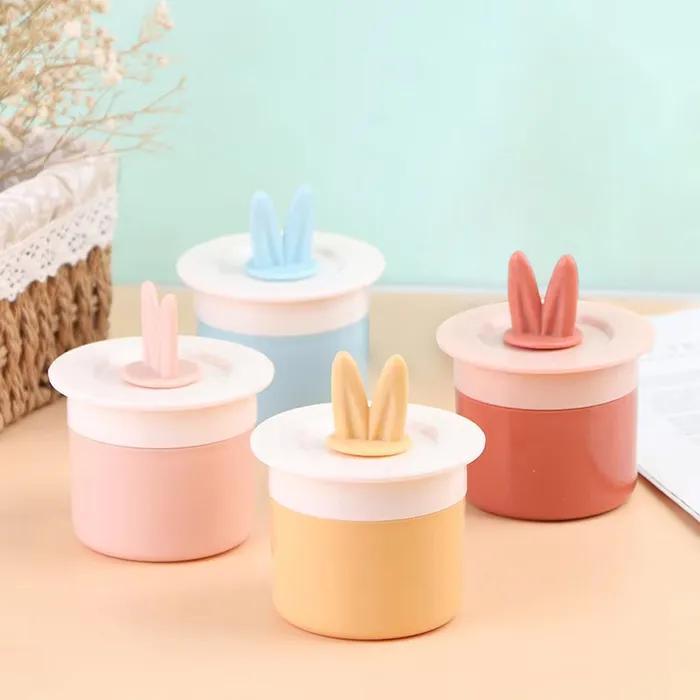 Der Pastel Rabbit Reinigungsschaum