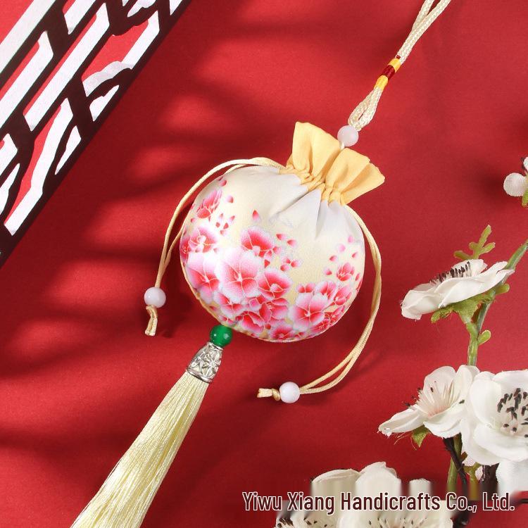 Chinese Mugwort Sachet: Traditional Herbal Mosquito Repellent Car Ornament - Dragon Boat Festival Pendant