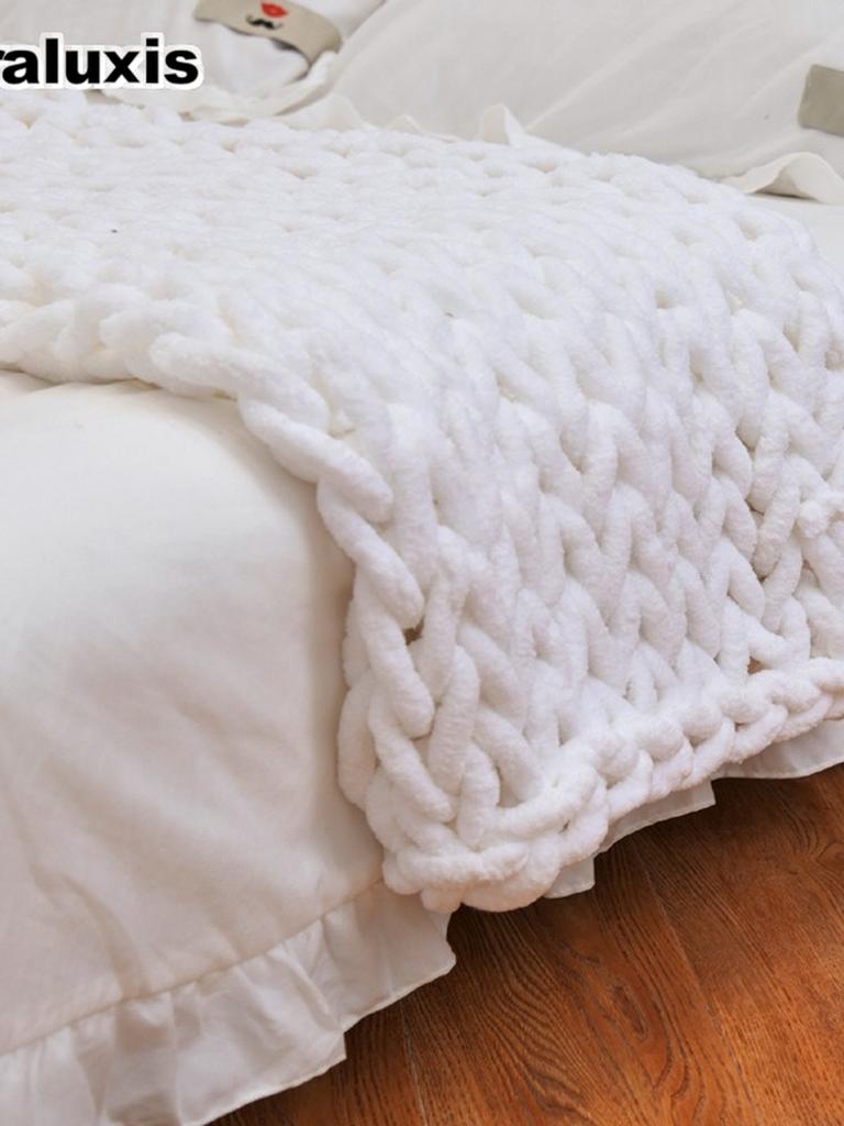 Chunky Knit Wool Blanket - Perfect for Sherpa Blankets