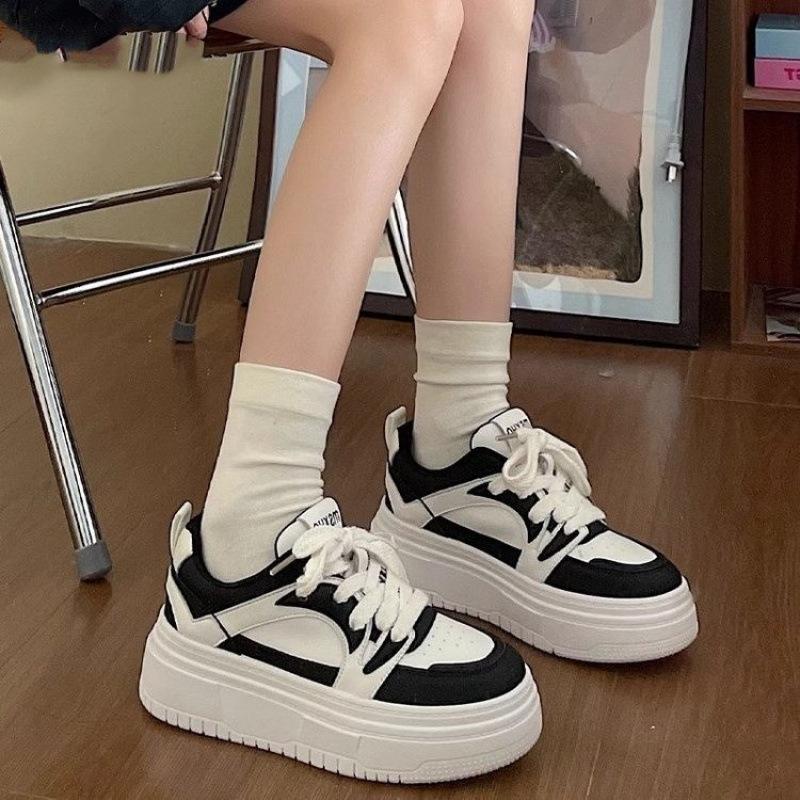 

Thick-soled little white shoes female students 2024 spring new versatile casual heightening board shoes ins trendy retro sports shoes 40 чорний