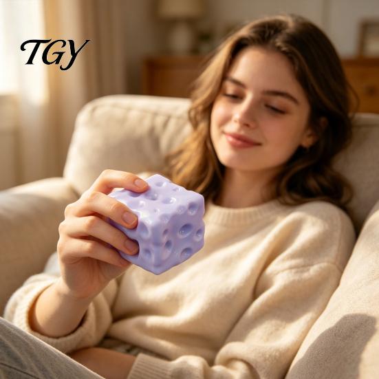 Slow Rebound Fidget Toy Blueberry Cheese Squeeze Toy, Rising Stress Relief for Tactile Kids Adults, Sensory Hand Exerciser Desk Decoration And Anxiety