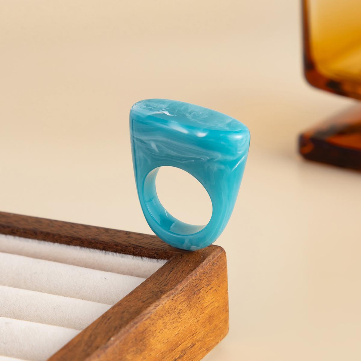 

Модний градієнтний квадратний трикутний виріз смоляне кільце дизайнерське кільце-бандаж у формі жіночої сумочки для жінок INS щоденні мінімалістичні ювелірні вироби