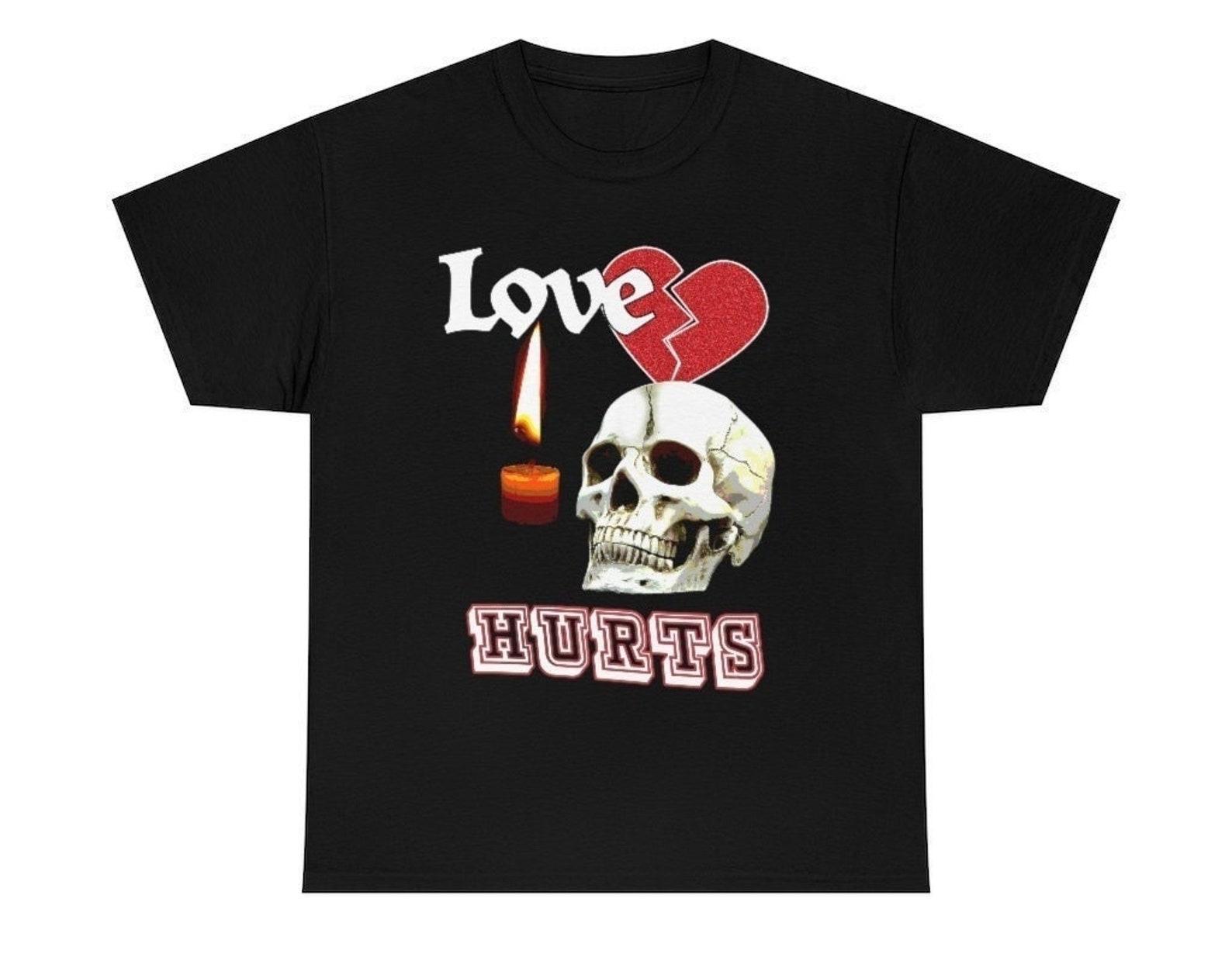 Love Hurts skull and candle gothic streetwear t shirt L