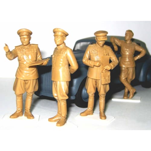 ICM 1/35 Soviet Officer Set (1943-1945) Plastic Model Kit 35612