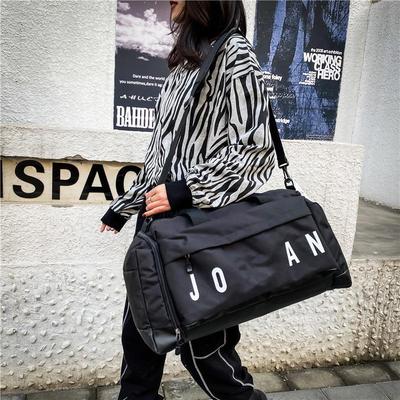 Buchstaben-Trend Sport-Fitness-Tasche mit großem Fassungsvermögen - Modischer Druck, vielseitige Hand-/Schulter-/Umhängetasche