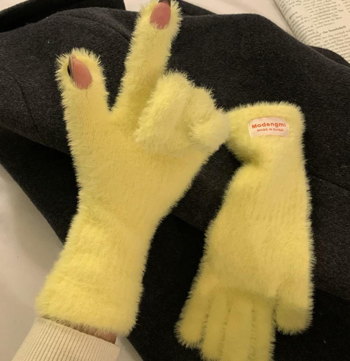 

Женские зимние перчатки для сенсорных экранов — теплые, простые, однотонные, с расширенной защитой запястья жёлтый