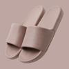 Novas pantufas simples de mola e verão para casa antiderrapantes para pisar em merda pantufas de usar em exterior de fundo plano de uma tira pantufas de banheiro casal