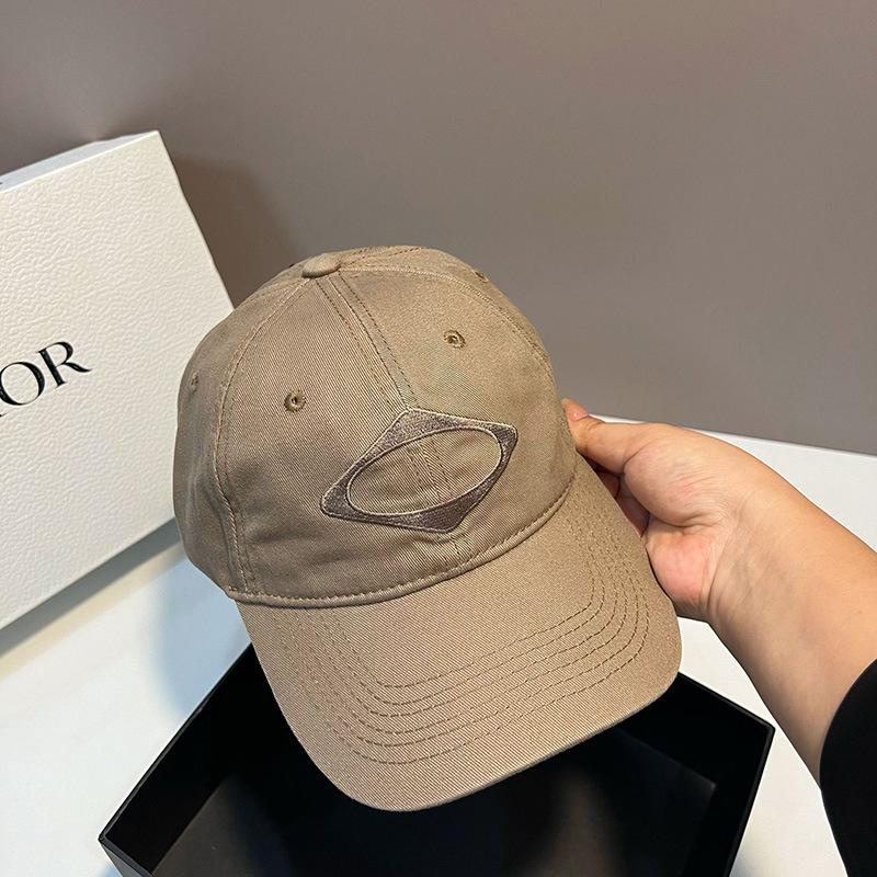 Korean Tide Brand Niche Design Rhombus Logo Baseball Cap Casual Couple Street Style Cap Ins