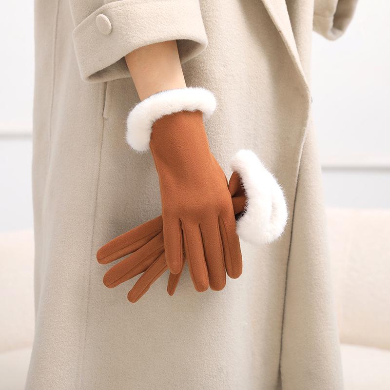 Women's Winter 2025 Touchscreen Cycling Gloves - Windproof, Cold-Proof, Split-Finger Design with Fur Trim.