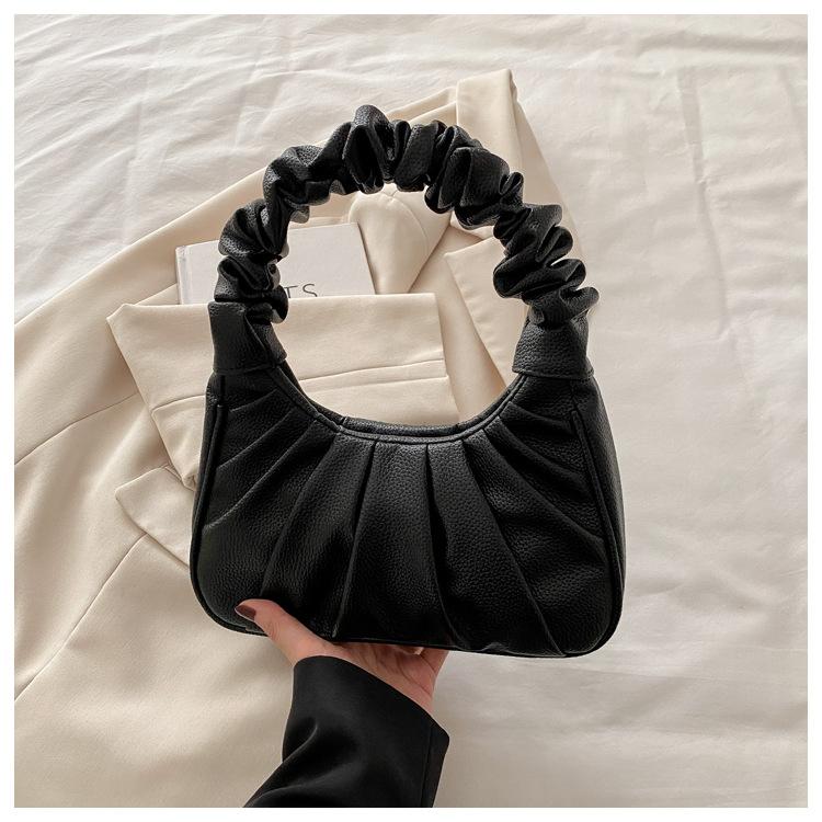 Cloud pleated baguette texture 2025 large capacity new trend portable shoulder underarm bag women