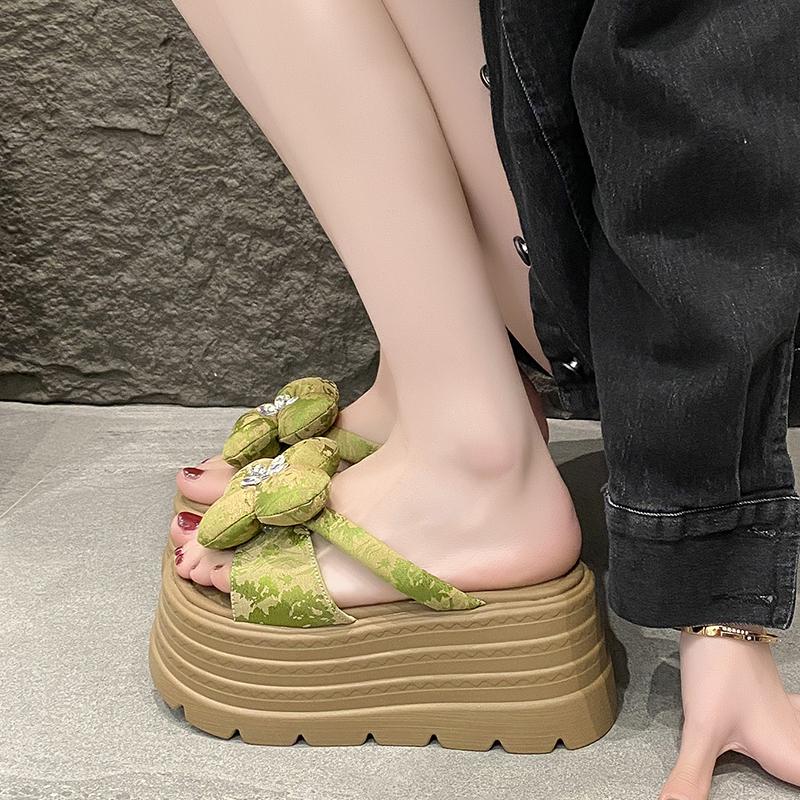 Fashion 8CM Heels Chunky Slippers For Women Open Toe High Platform Canvas Sandals Woman New Summer Thick Bottom Beach Flower Flip Flops
