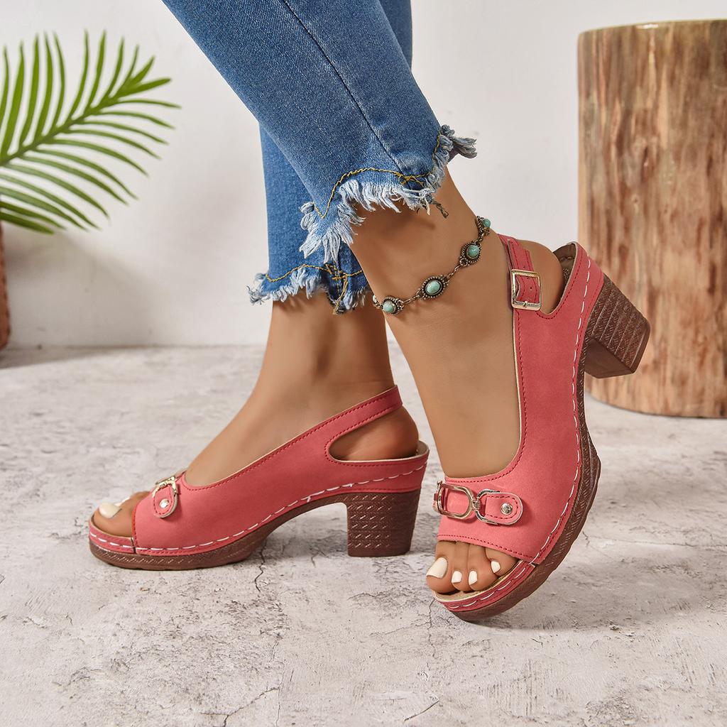 Summer new European and American casual beach sandals women's large size flowers thick Roman high heels